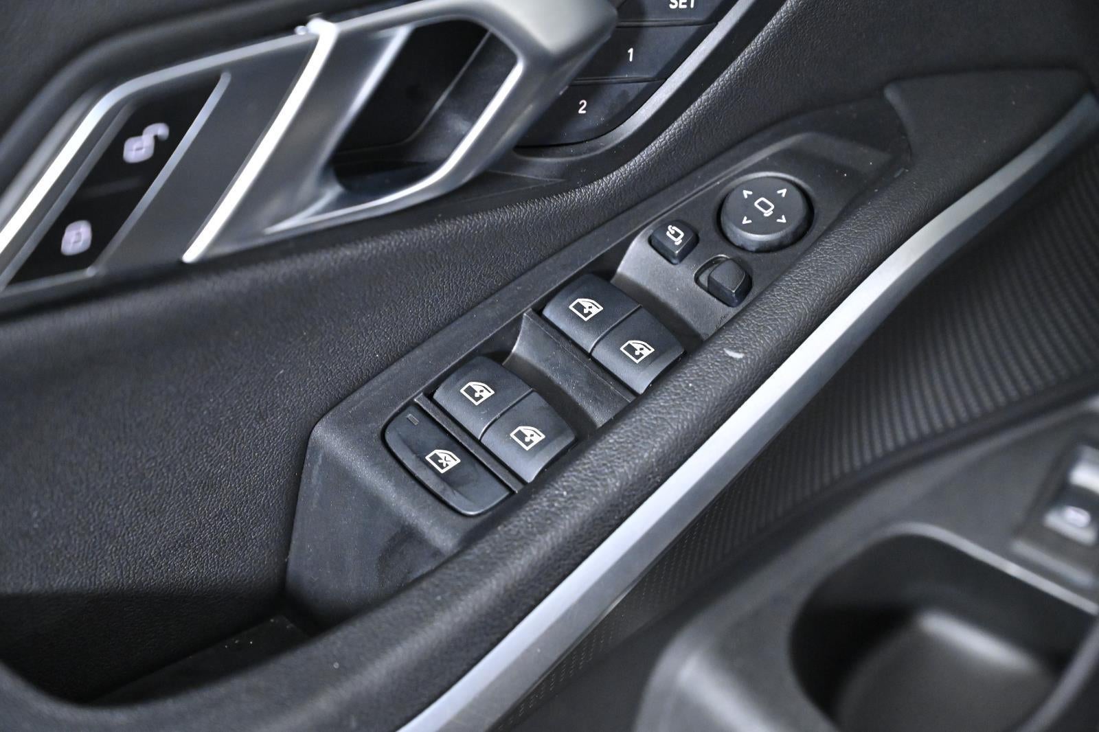 2019 BMW 3 Series 330i xDrive