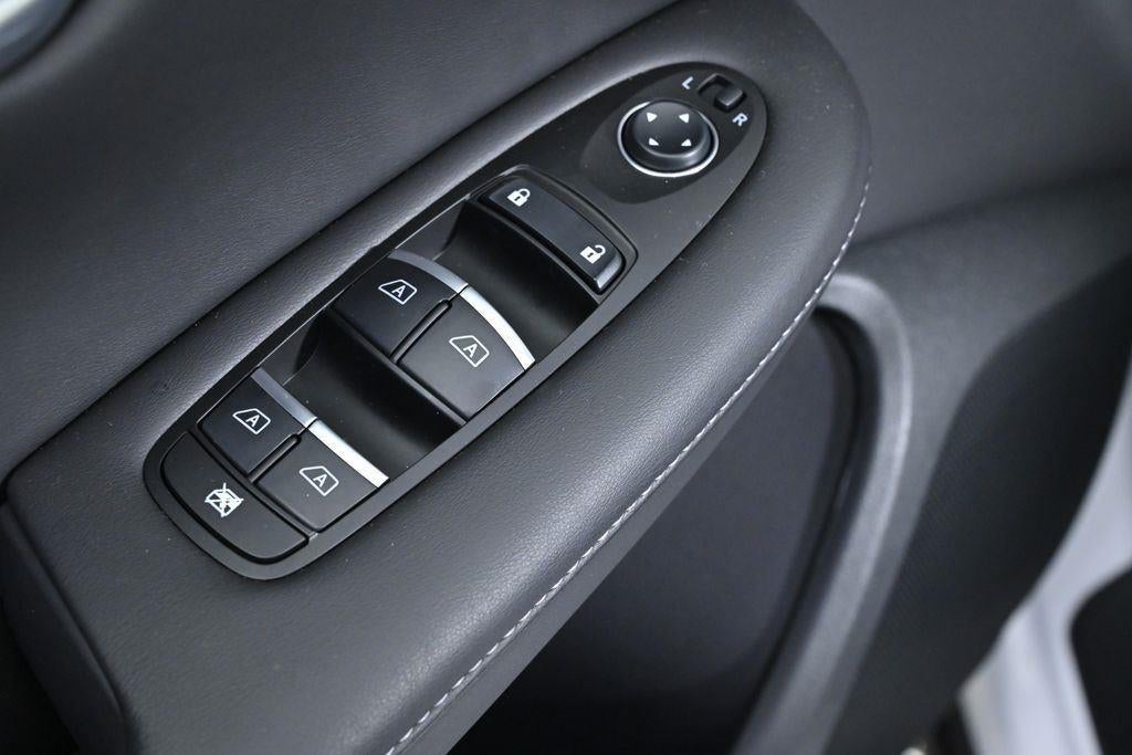 2025 INFINITI QX50 PURE