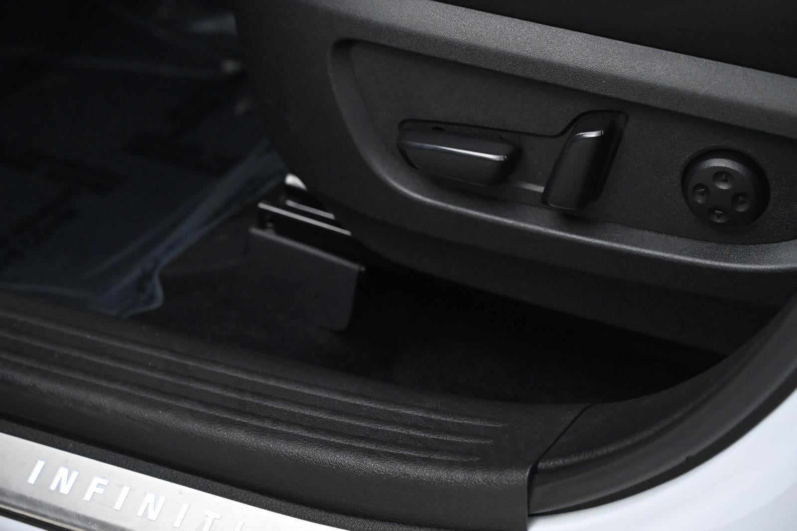 2022 INFINITI QX50 LUXE