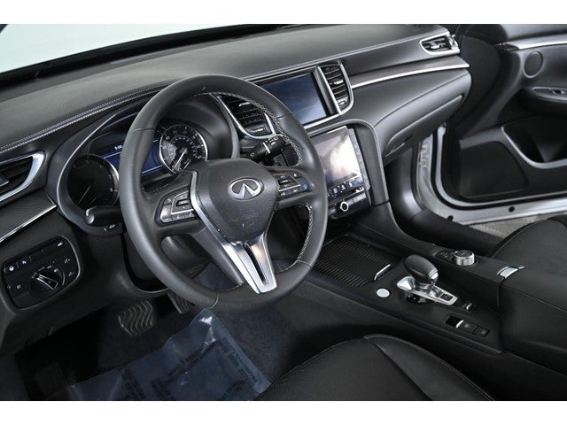 2022 INFINITI QX50 LUXE