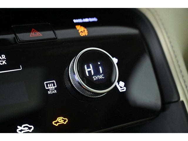 2022 INFINITI QX60 LUXE