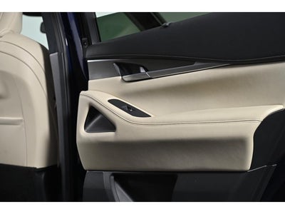 2022 INFINITI QX60 LUXE