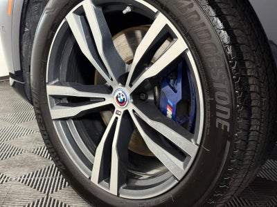 2023 BMW X7 M60i