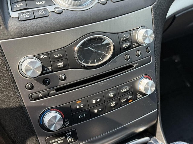 2012 INFINITI G37 Sedan x