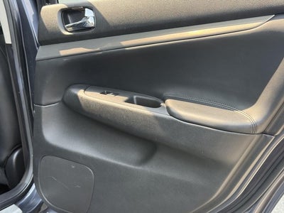 2012 INFINITI G37 Sedan x