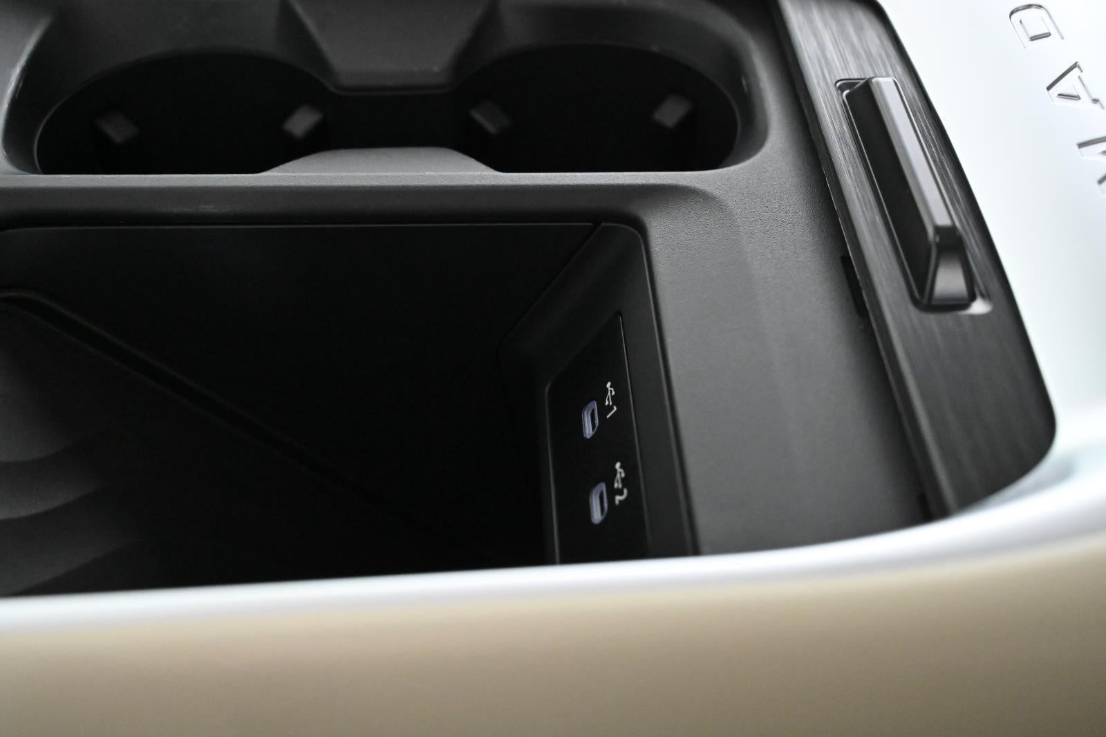 2025 Nissan Armada Platinum