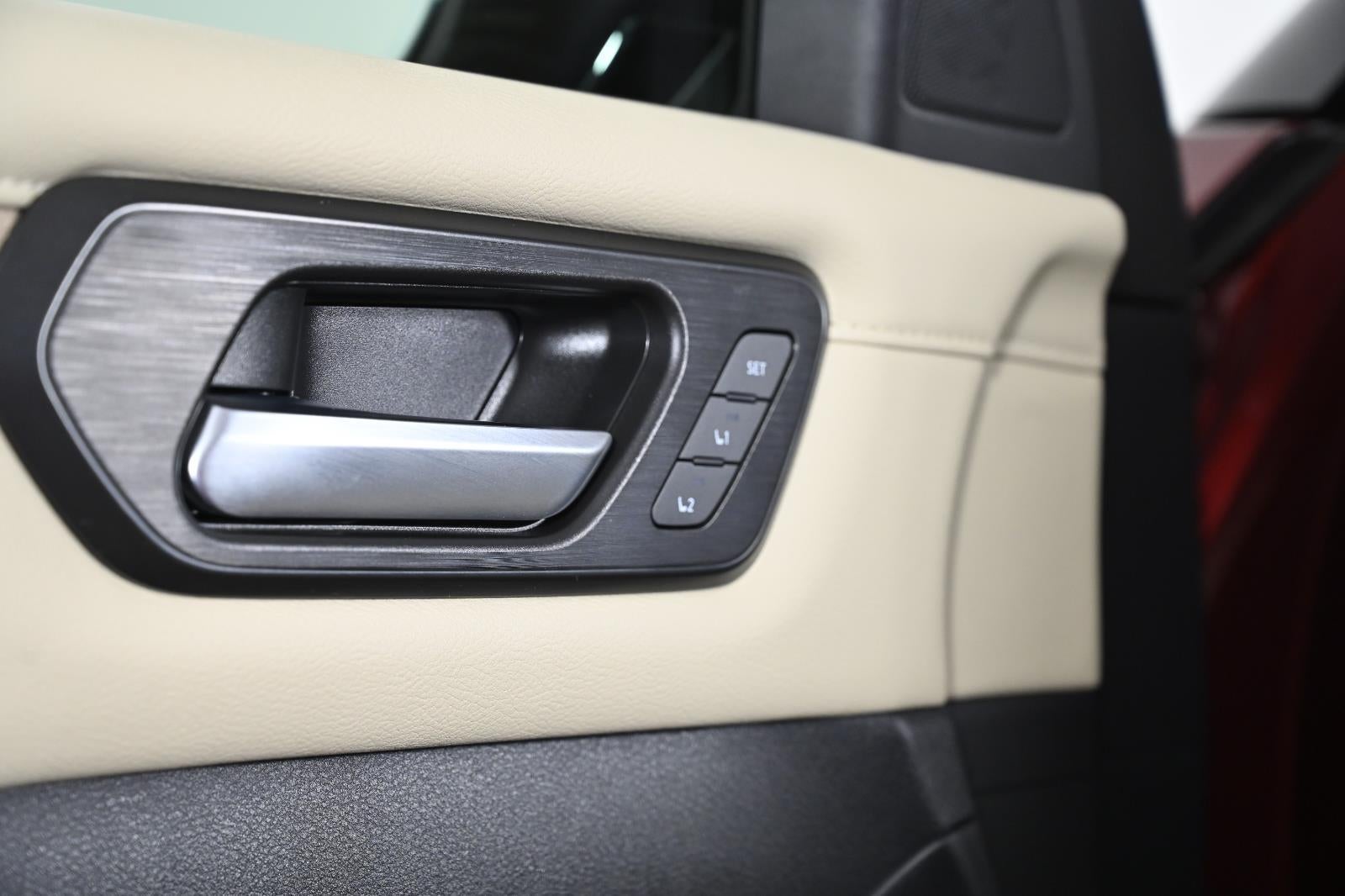 2025 Nissan Armada Platinum