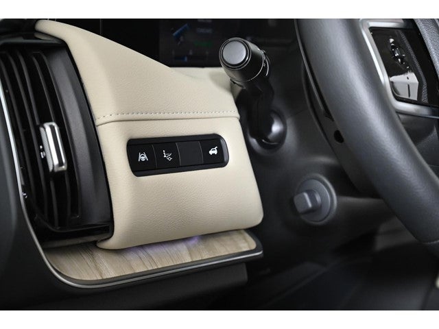 2025 Nissan Armada Platinum