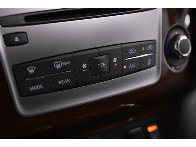 2018 INFINITI QX80 AWD