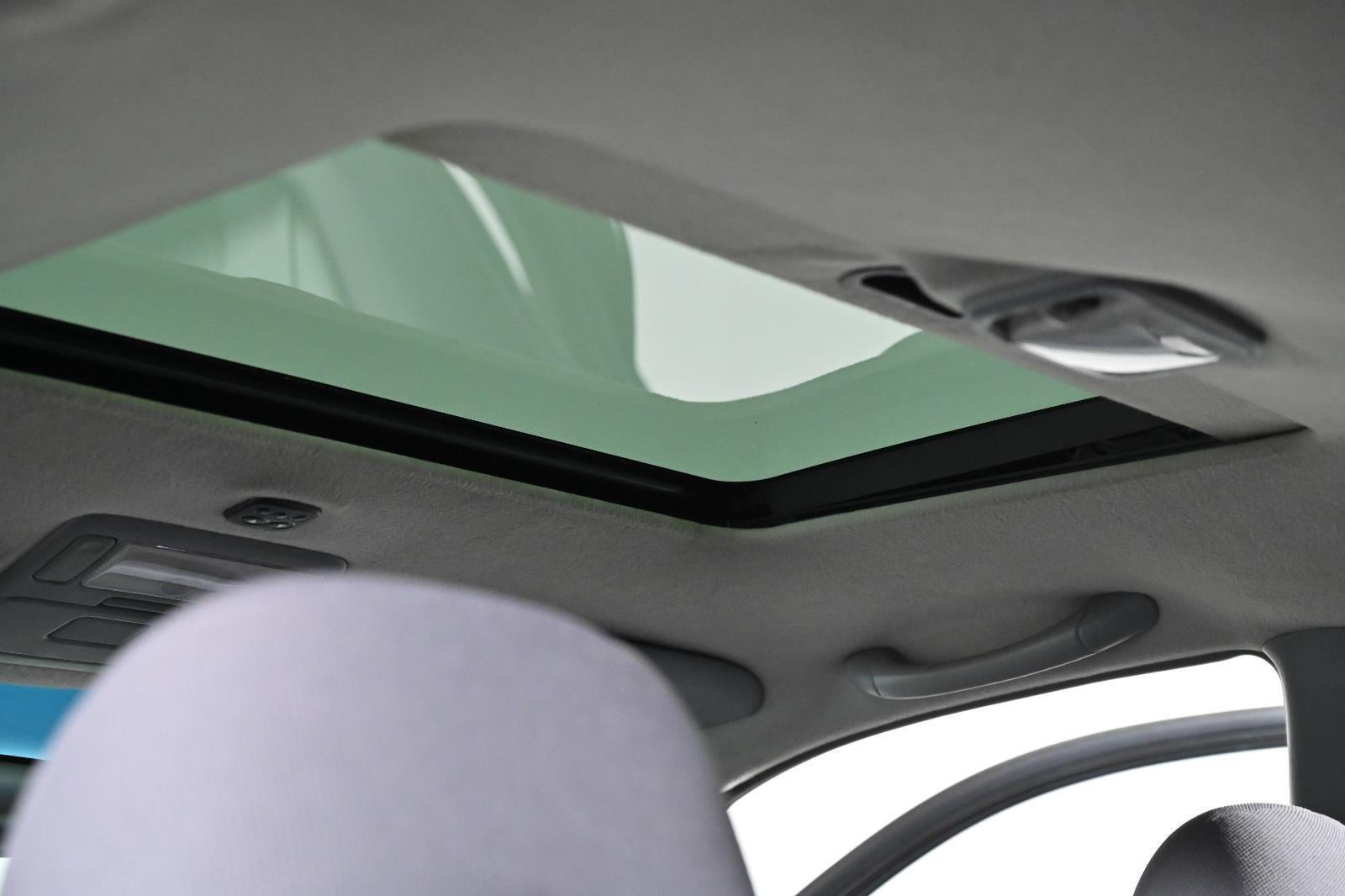 2002 Toyota RAV4 Base