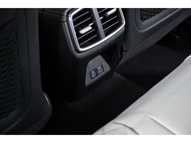 2024 Genesis G70 3.3T Sport Advanced