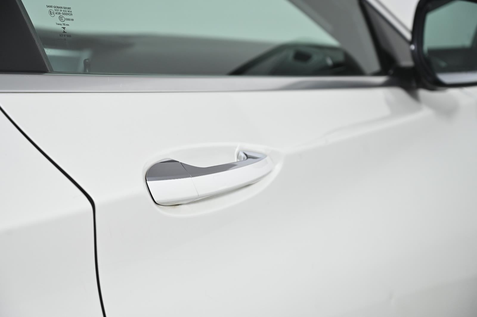 2019 INFINITI QX30 LUXE