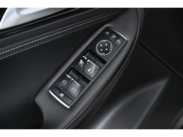 2019 INFINITI QX30 LUXE