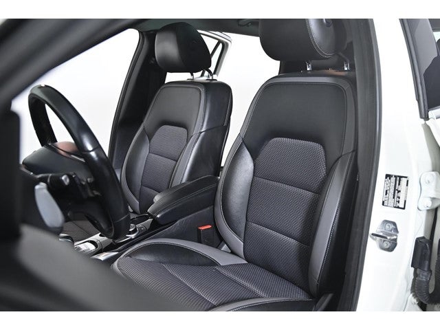 2019 INFINITI QX30 LUXE