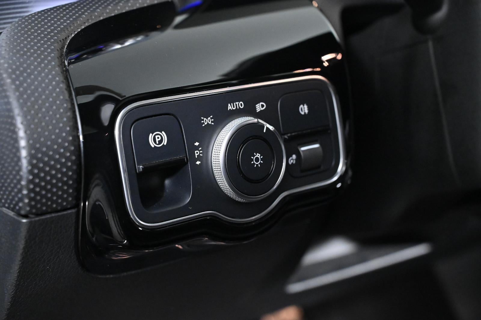 2022 Mercedes-Benz A-Class A 220