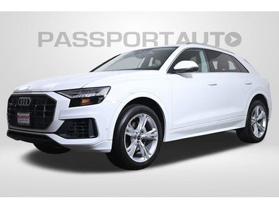 2023 Audi Q8 Premium Plus