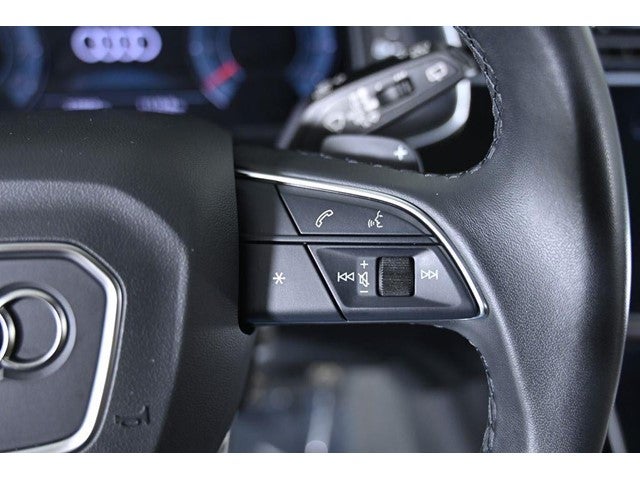 2023 Audi Q8 Premium Plus