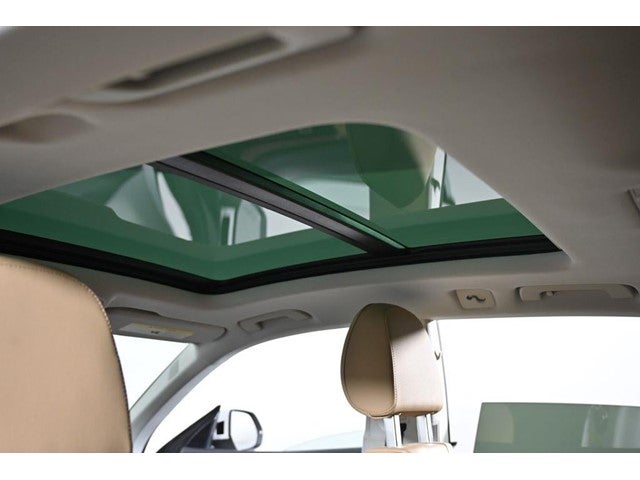 2023 Audi Q8 Premium Plus