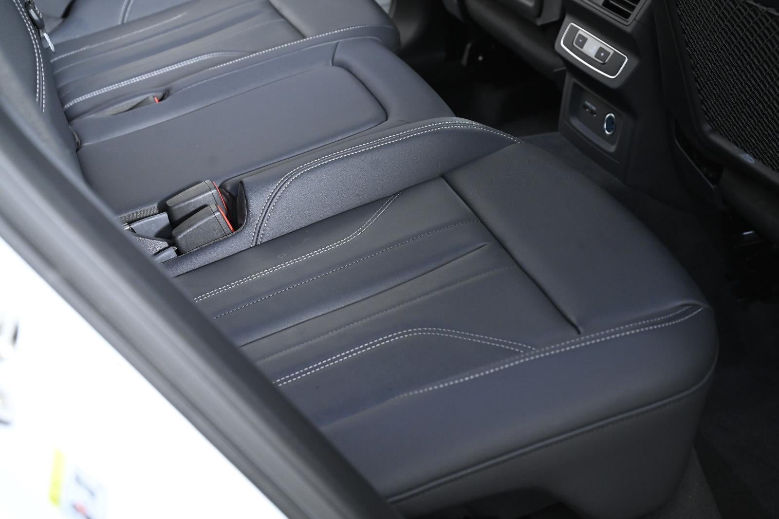 2024 Audi Q5 S line Premium Plus