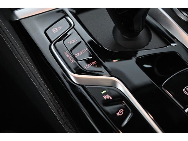 2023 BMW 5 Series M550i xDrive