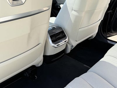 2023 BMW 7 Series 760i xDrive