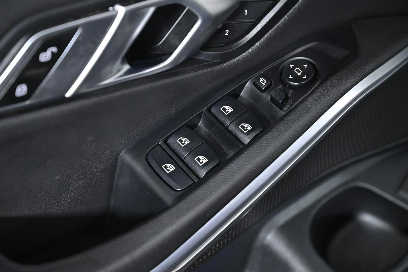 2021 BMW 3 Series 330i xDrive