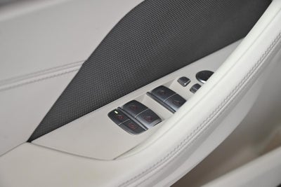 2022 BMW 8 Series M850i