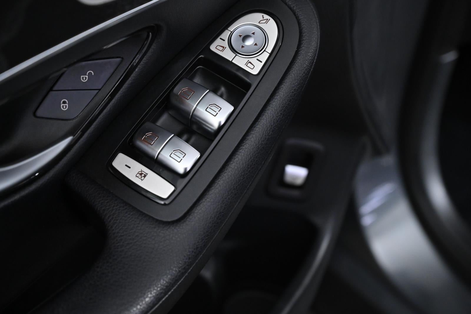 2018 Mercedes-Benz GLC GLC 300