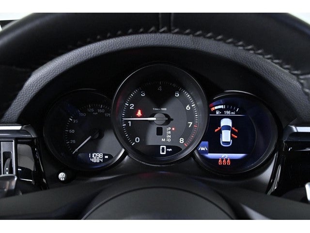 2024 Porsche Macan T