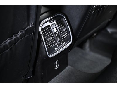 2022 Porsche Macan AWD