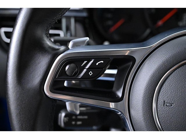 2021 Porsche Macan AWD