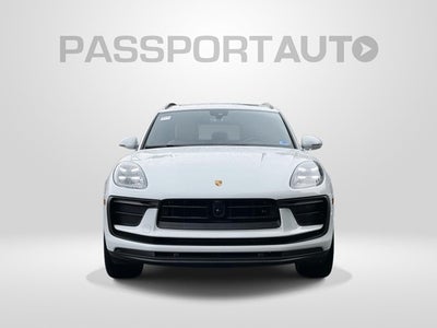 2025 Porsche Macan AWD