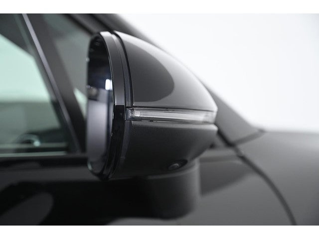 2023 Porsche Cayenne Base