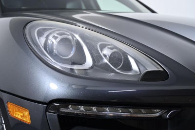 2017 Porsche Macan S