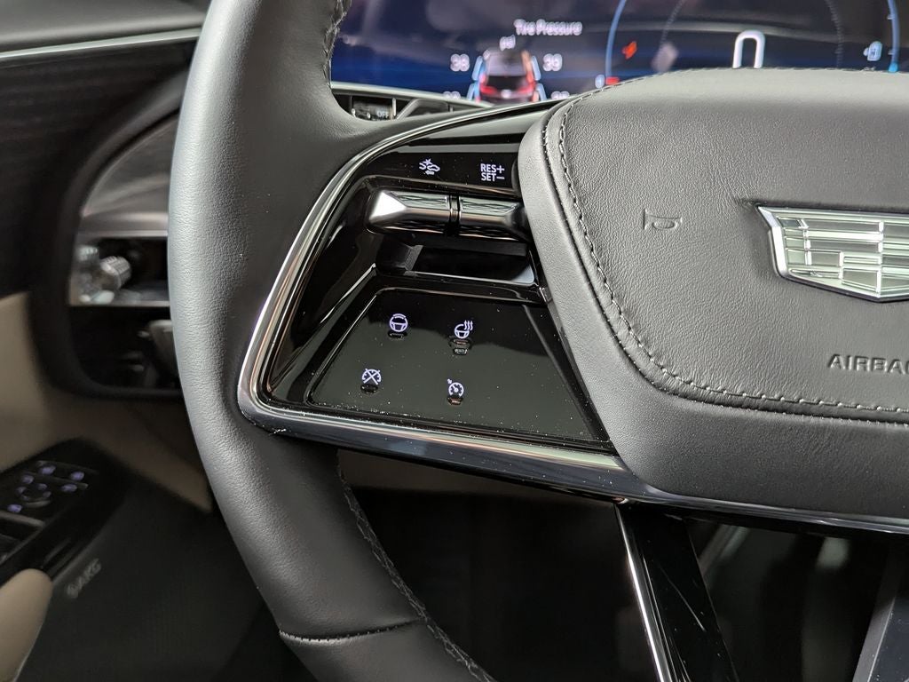 2024 Cadillac LYRIQ Sport
