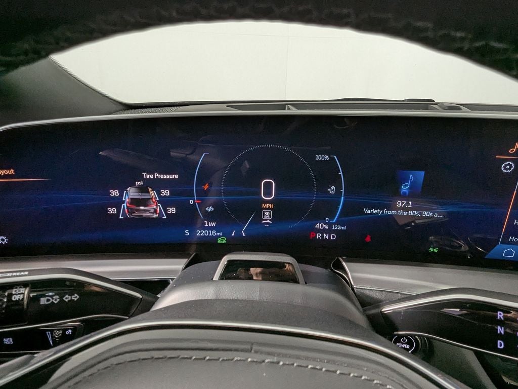 2024 Cadillac LYRIQ Sport