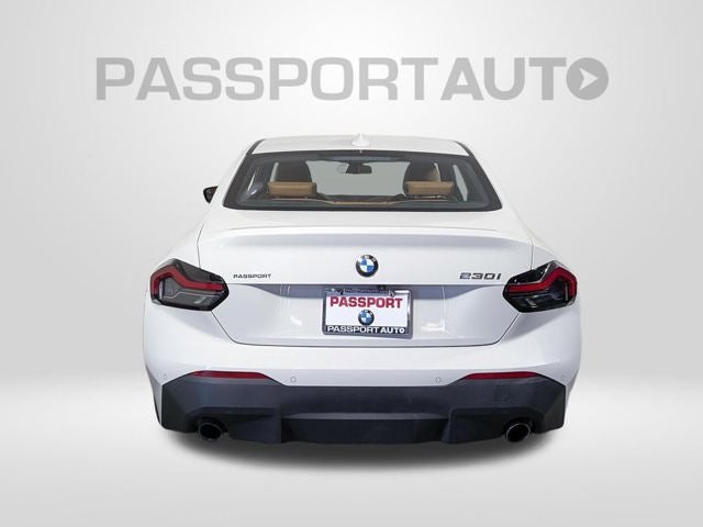 2022 BMW 230i 230i
