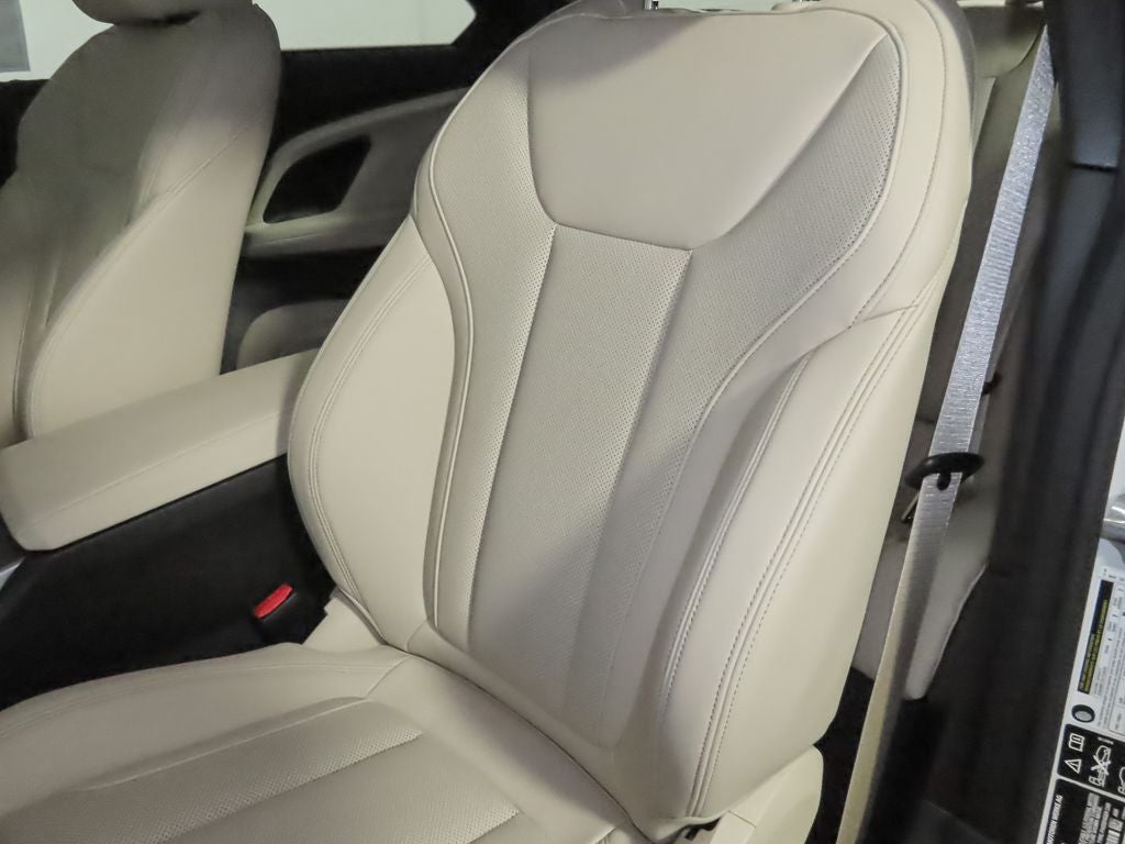 2025 BMW 230i 230i xDrive