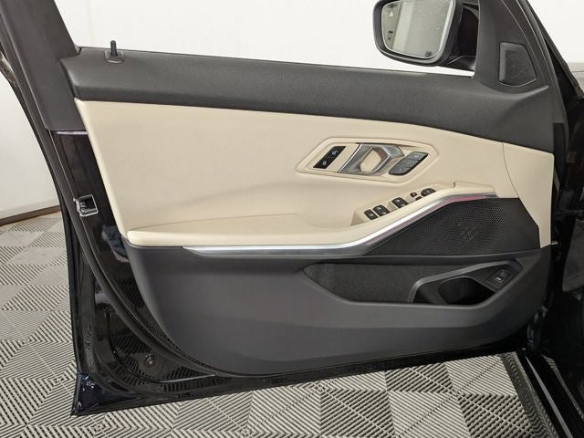 2025 BMW 330i xDrive 330i xDrive