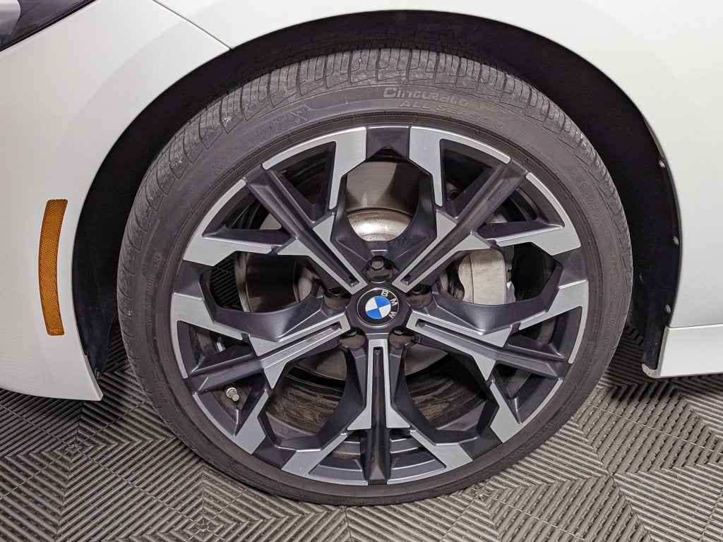 2025 BMW 3 Series 330i xDrive