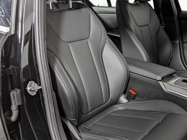 2025 BMW 330i xDrive 330i xDrive