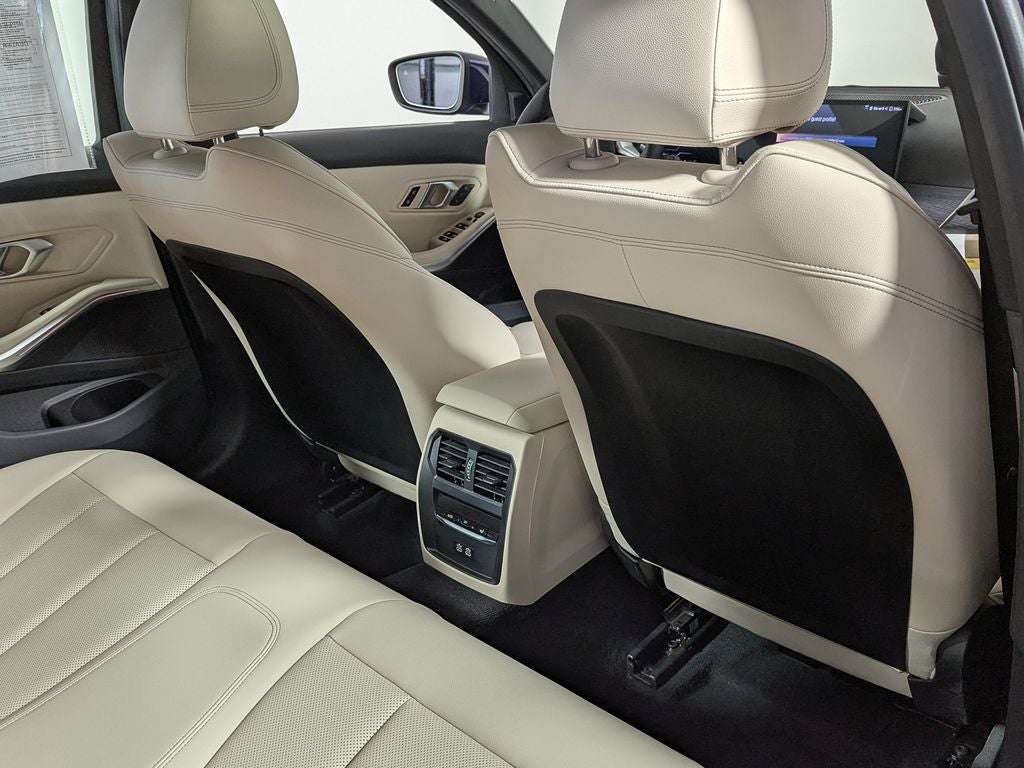 2025 BMW 3 Series 330i xDrive
