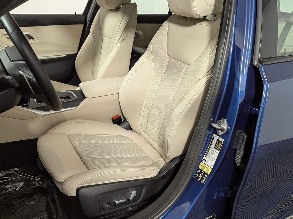 2023 BMW 330i xDrive 330i xDrive