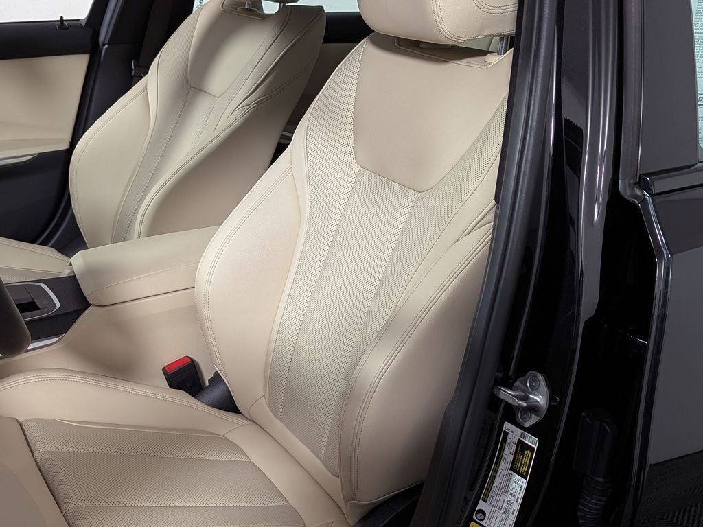 2023 BMW 330i xDrive 330i xDrive