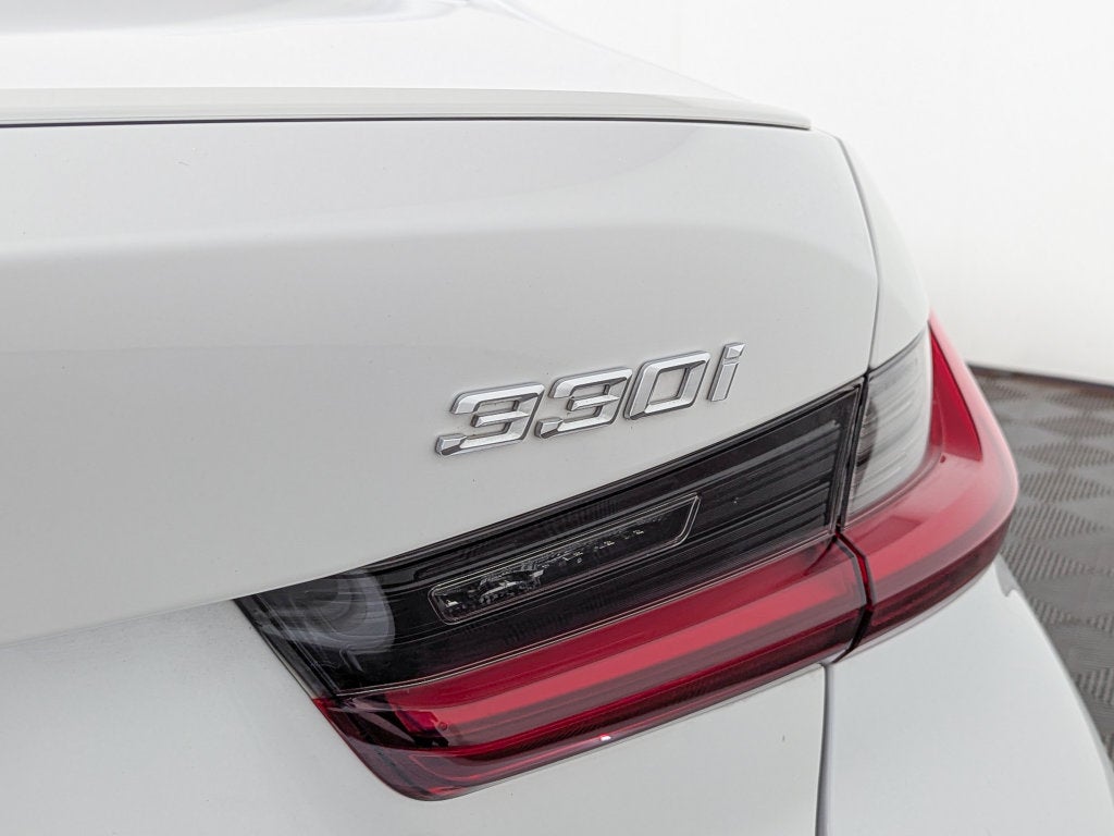 2024 BMW 3 Series 330i xDrive
