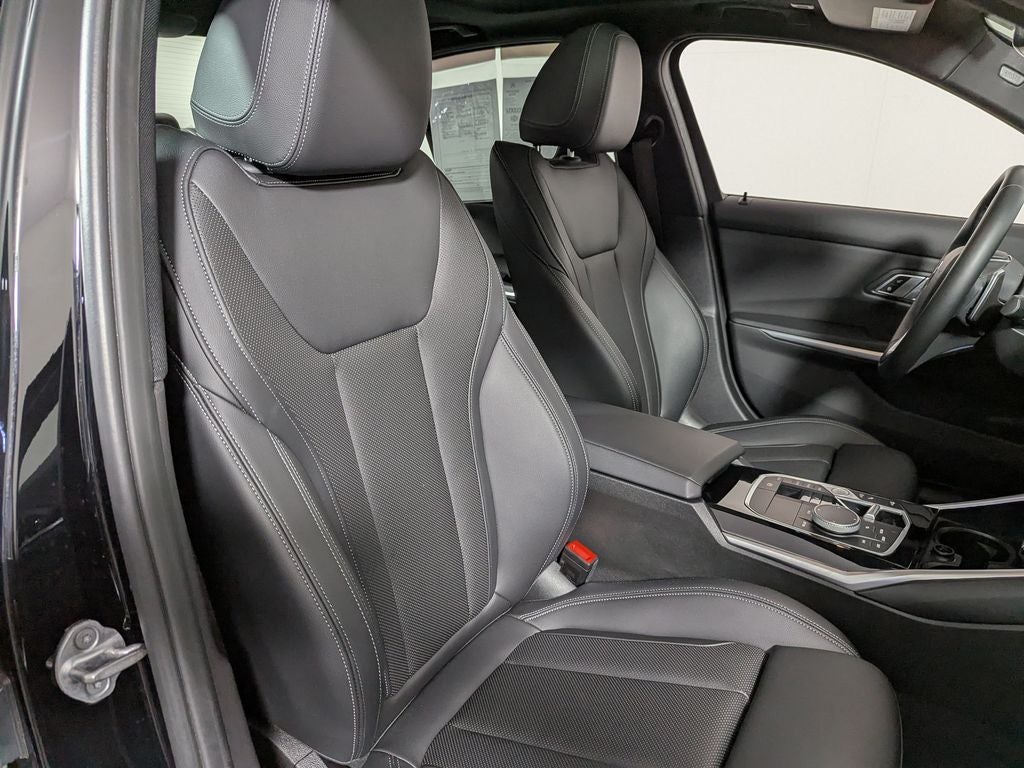 2023 BMW 330i xDrive 330i xDrive