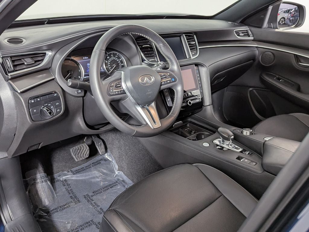 2023 INFINITI QX55 LUXE
