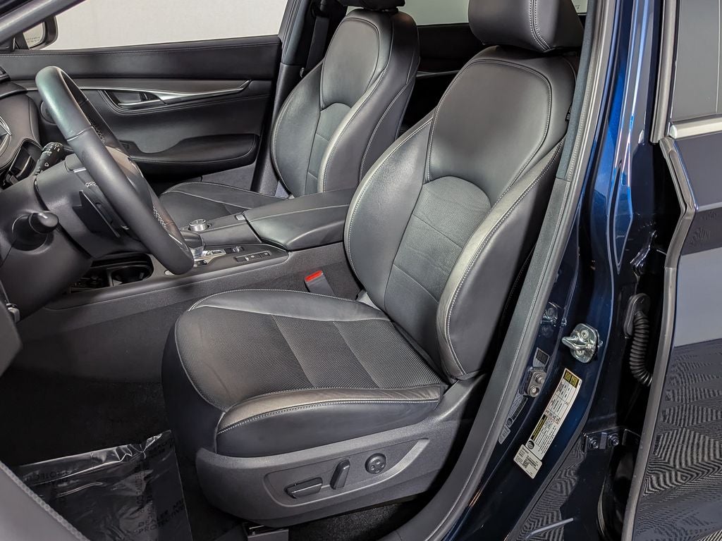 2023 INFINITI QX55 LUXE