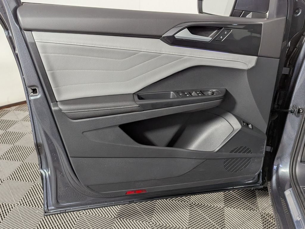 2024 Volkswagen Taos 1.5T SEL