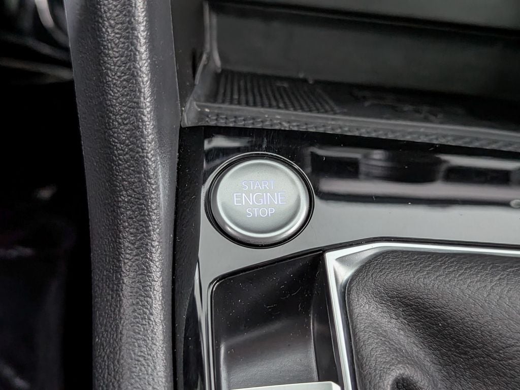 2024 Volkswagen Taos 1.5T SEL